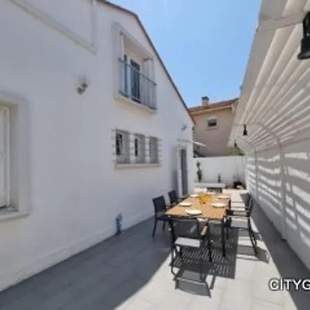 Villa Moderne Climatisee Avec Wi-Fi, Proche Plage Pour 6 Pers. - Fr-1-696-49 Canet-en-Roussillon